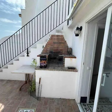 Ferienhaus Beautiful 3 Floors Front Beach House With Terrace Albufeira