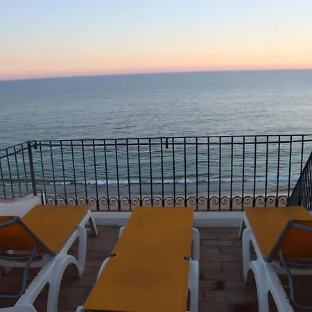 Beautiful 3 Floors Front Beach House With Terrace